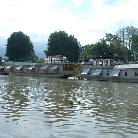 The Shelter Group Of Houseboats & Tour Organiser Srīnagar Kültér fotó